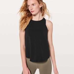 Black lululemon blissed out tank sz 6